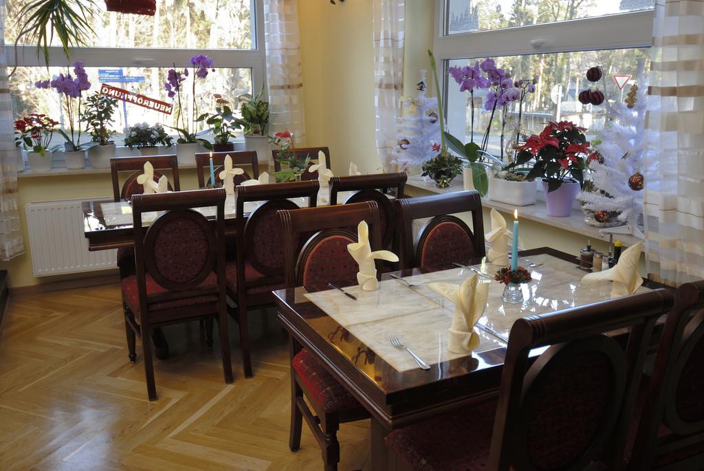 Waldrestaurant & Hotel Rangsdorf Exterior photo