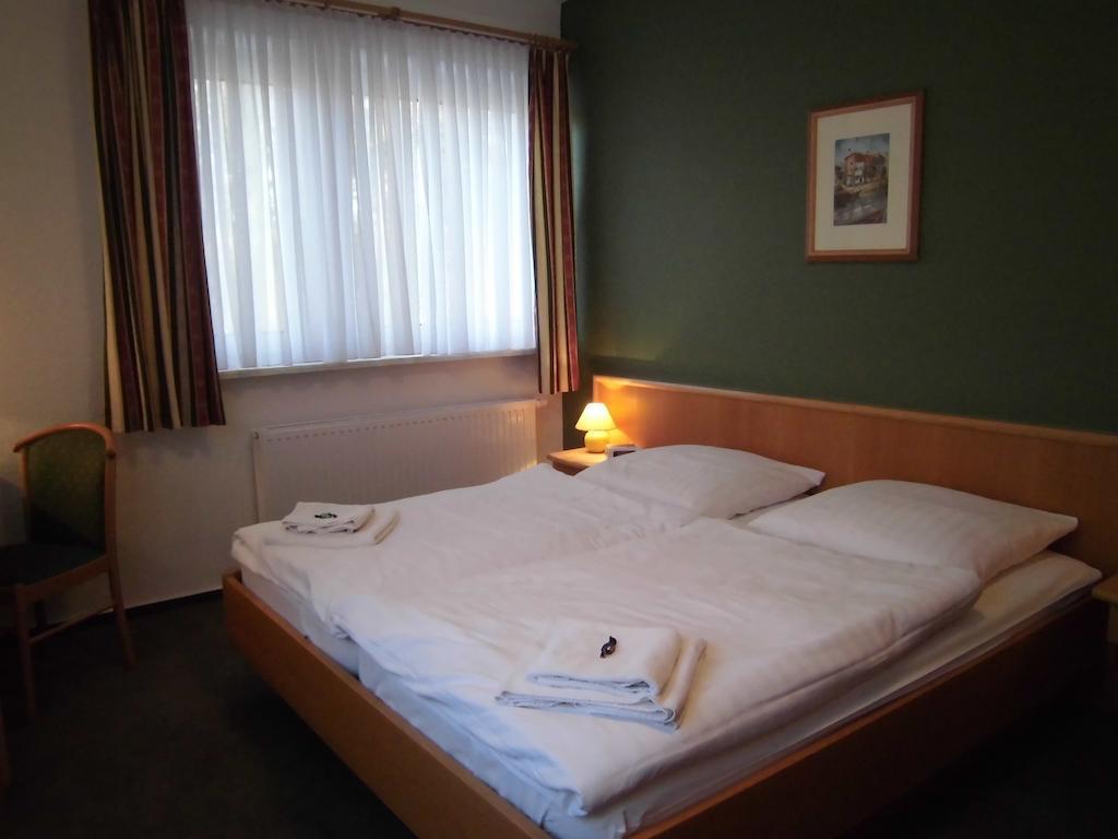 Waldrestaurant & Hotel Rangsdorf Exterior photo